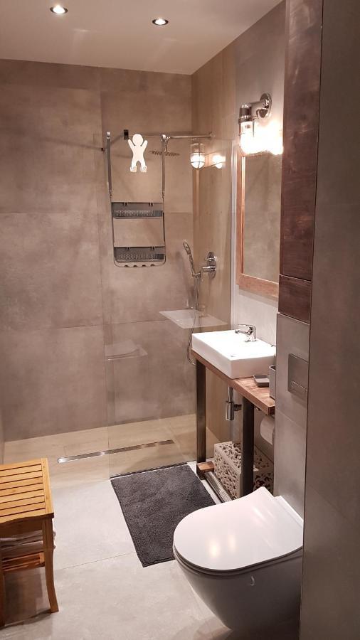 Апартаменты Apartament Julia Леско Экстерьер фото